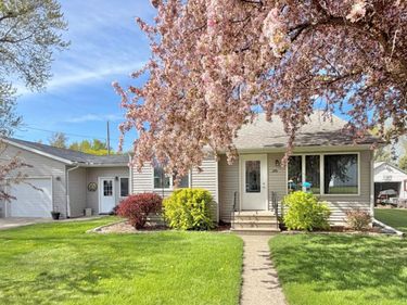 270 North Street E, Vesta, MN 56292