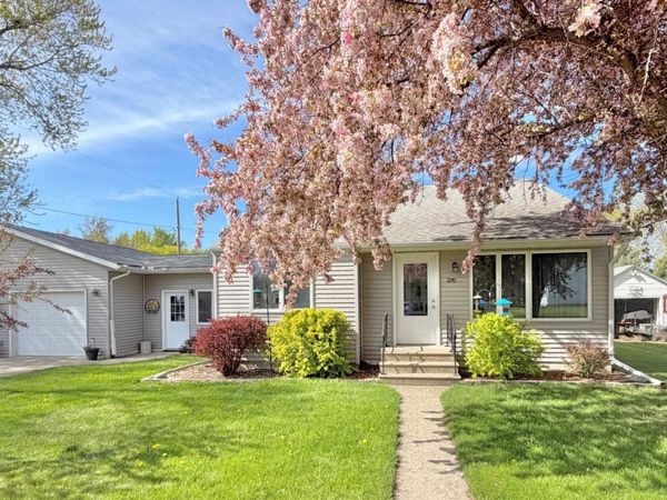 270 North Street E, Vesta, MN 56292