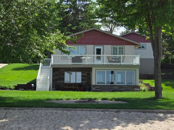 24812 Crescent View Road, Paynesville, MN 56362