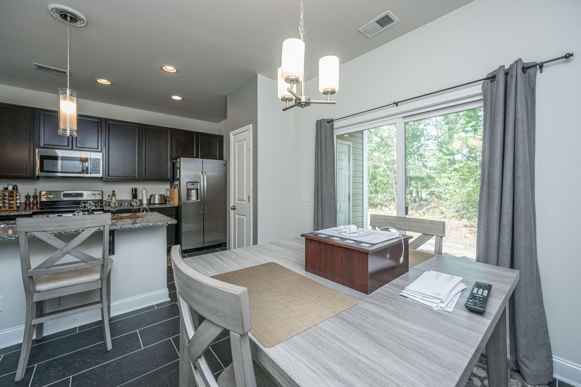 217 Alston Street Photo 10