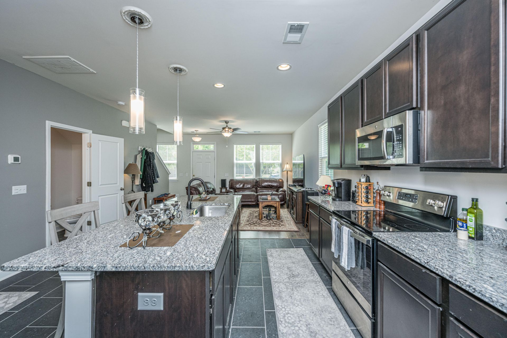 217 Alston Street Photo 5