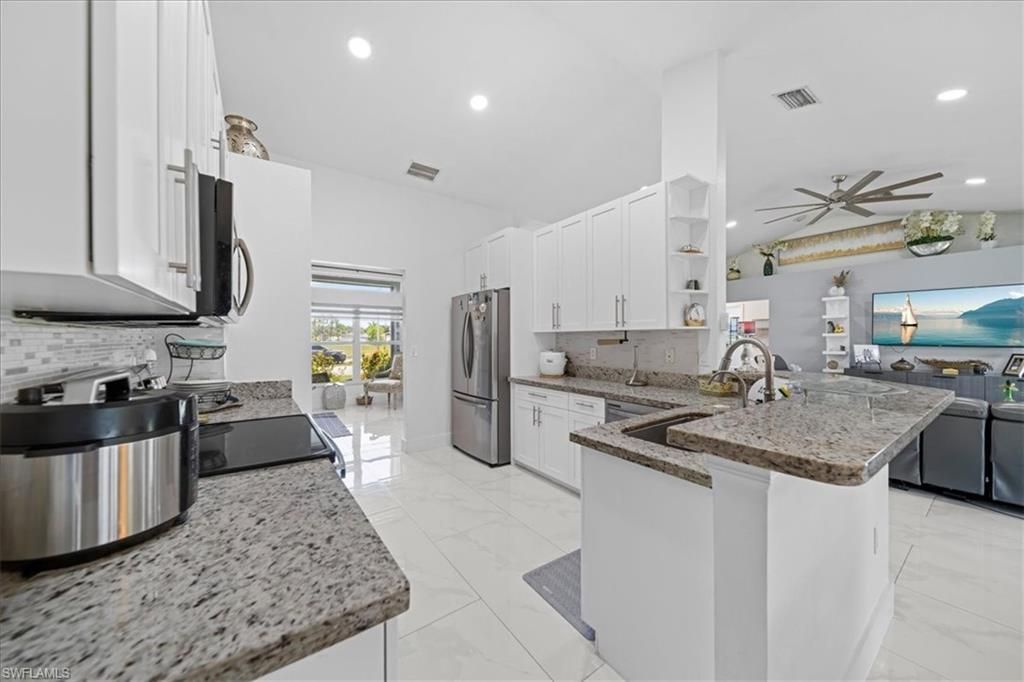 22 Nelson Rd S, Cape Coral, FL 33991 Photo