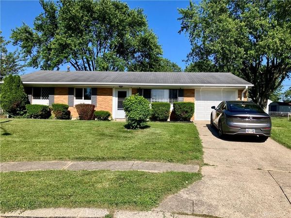 59 Lee Court, Fairborn, OH 45324