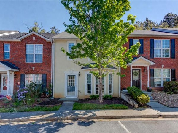 2776 Valley Green Drive , Gainesville, GA 30504