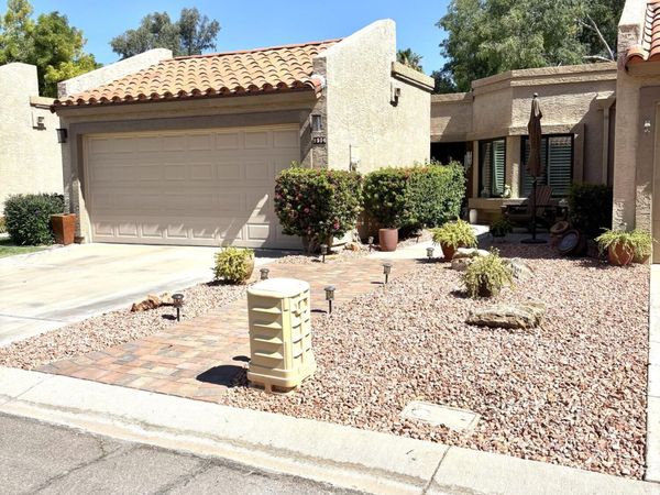 9504 W MCRAE Way, Peoria, AZ 85382