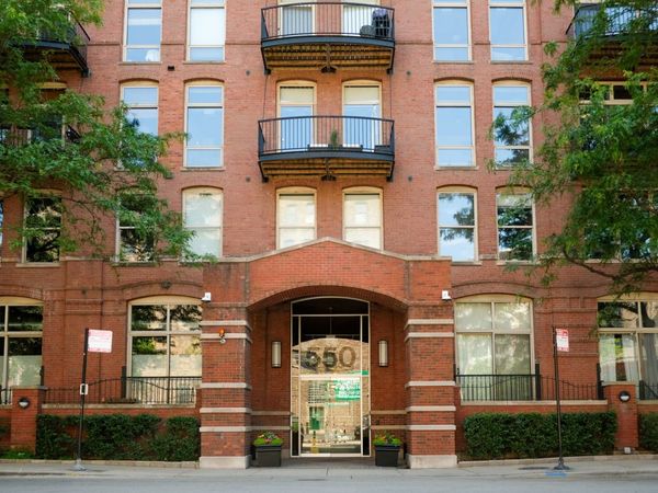 550 N Kingsbury Street, Unit 111, Chicago, IL 60654