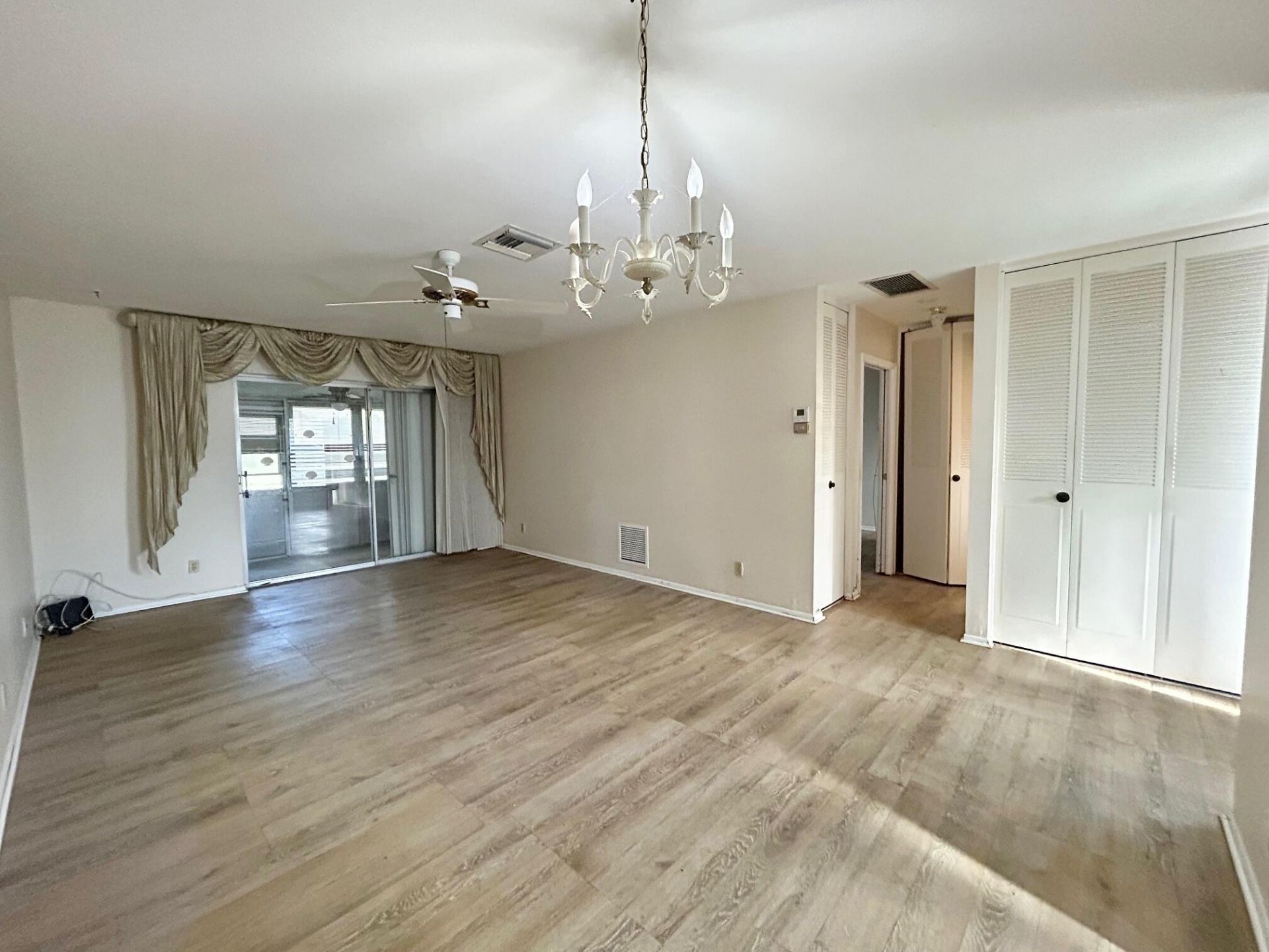 2805 Crosley Drive E, Unit G, West Palm Beach, FL 33415 Photo