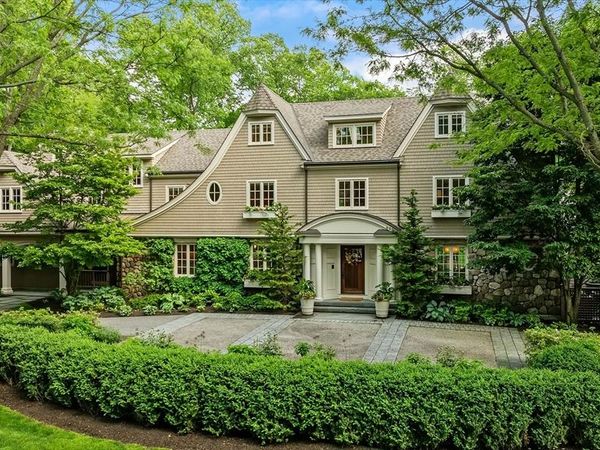 14 Greylock Road, Wellesley, MA 02481