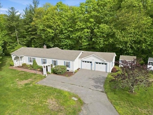 7808 Island Drive, Middleboro, MA 02346
