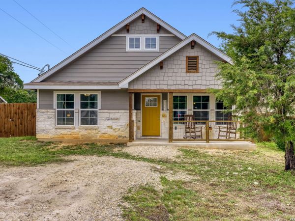 111 Alpine Ct, Spring Branch, TX 78070