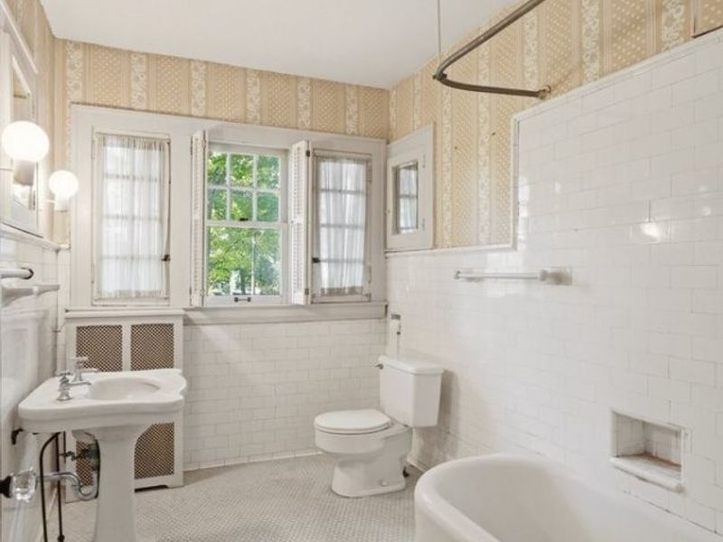 2745 Derbyshire Road, Cleveland Heights, OH 44106 Photo 26