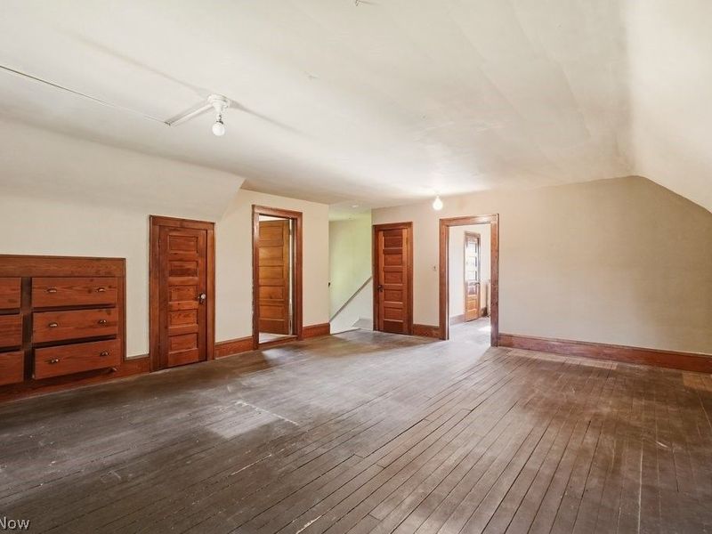 2745 Derbyshire Road, Cleveland Heights, OH 44106 Photo 39