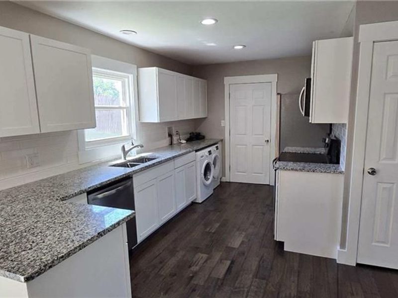 1261 S Central Avenue, Fairborn, OH 45324 Photo 7