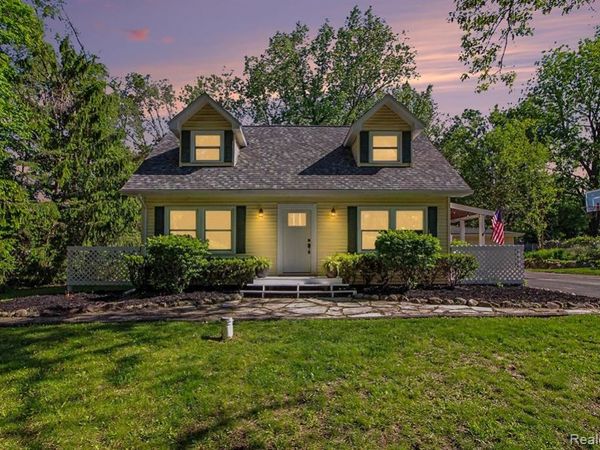 5070 W Harvard Avenue, Independence Twp, MI 48348