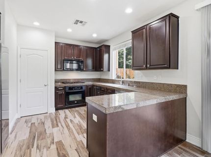 2672 Heirloom Way, Roseville, CA 95747 Photo