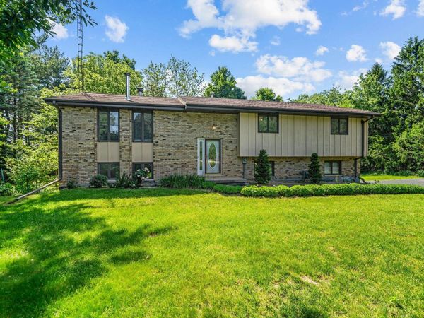 5748 S Skare Road, ROCHELLE, IL 61068