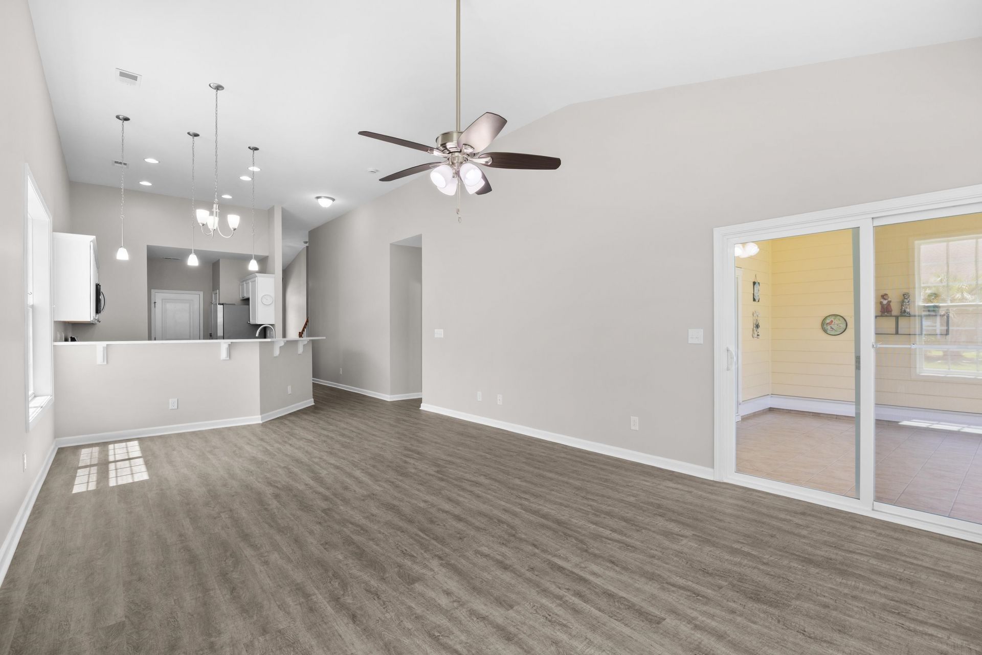 344 Saint Catherine Bay Ct. Photo 13