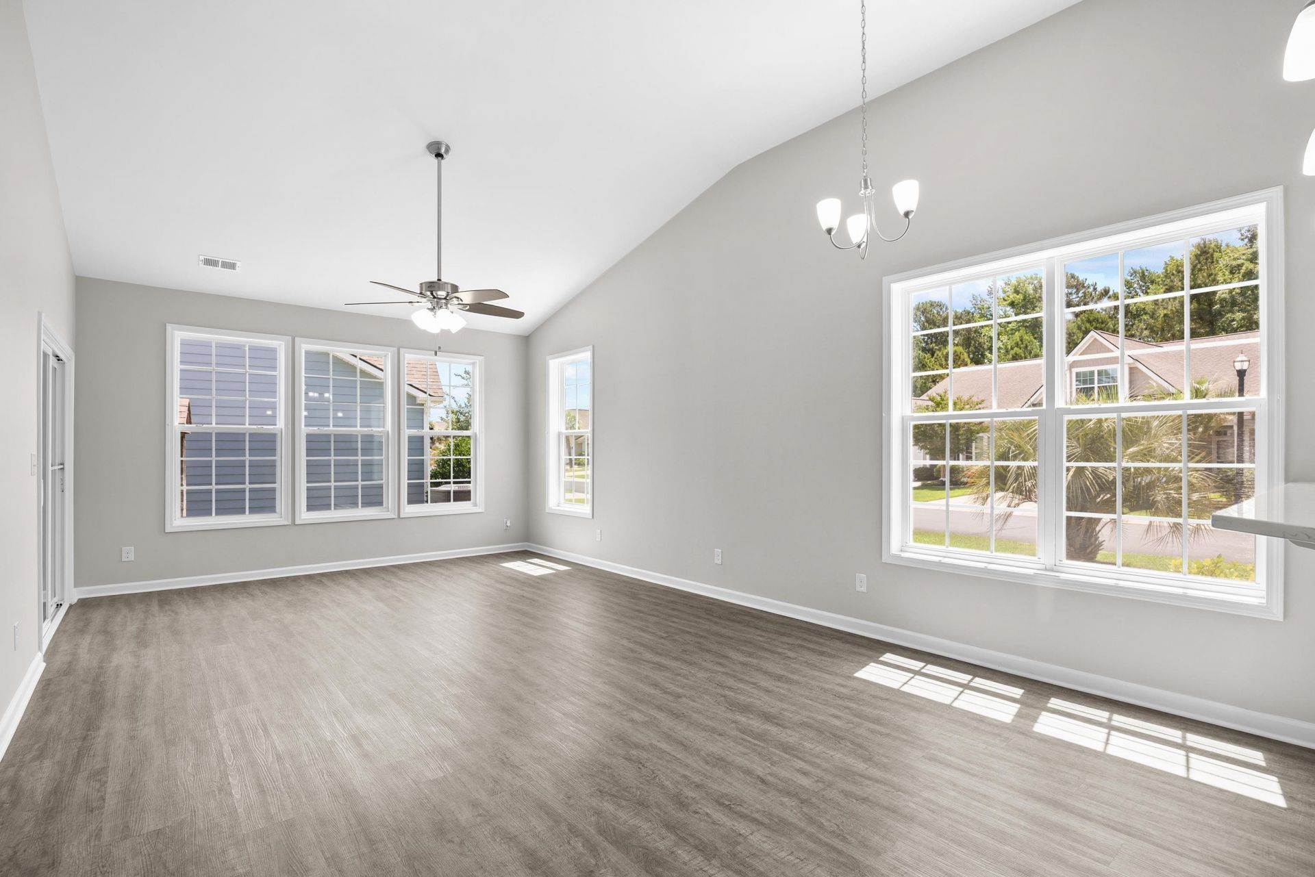 344 Saint Catherine Bay Ct. Photo 14