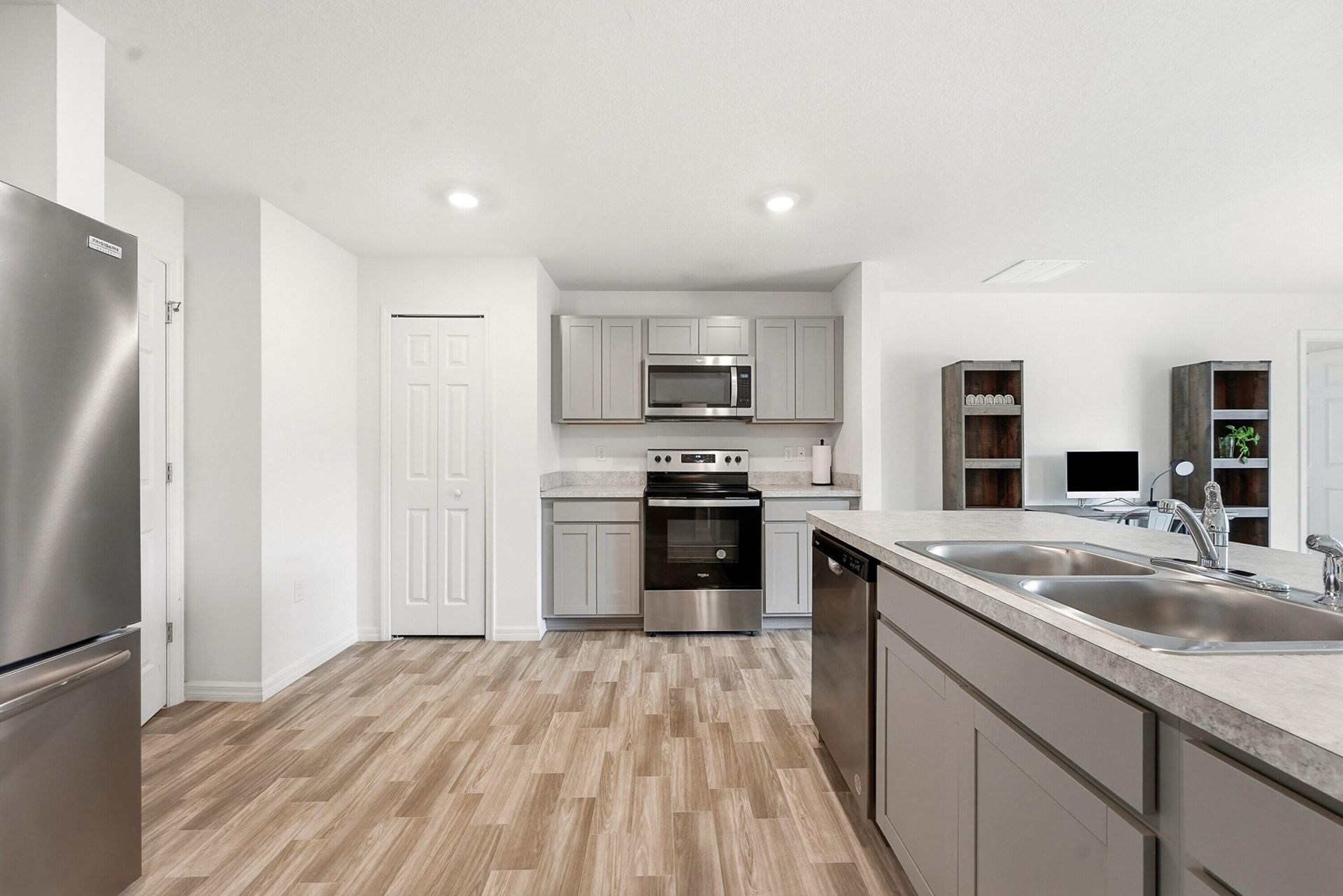 2126 SE North Blackwell Drive, Port Saint Lucie, FL 34952 Photo