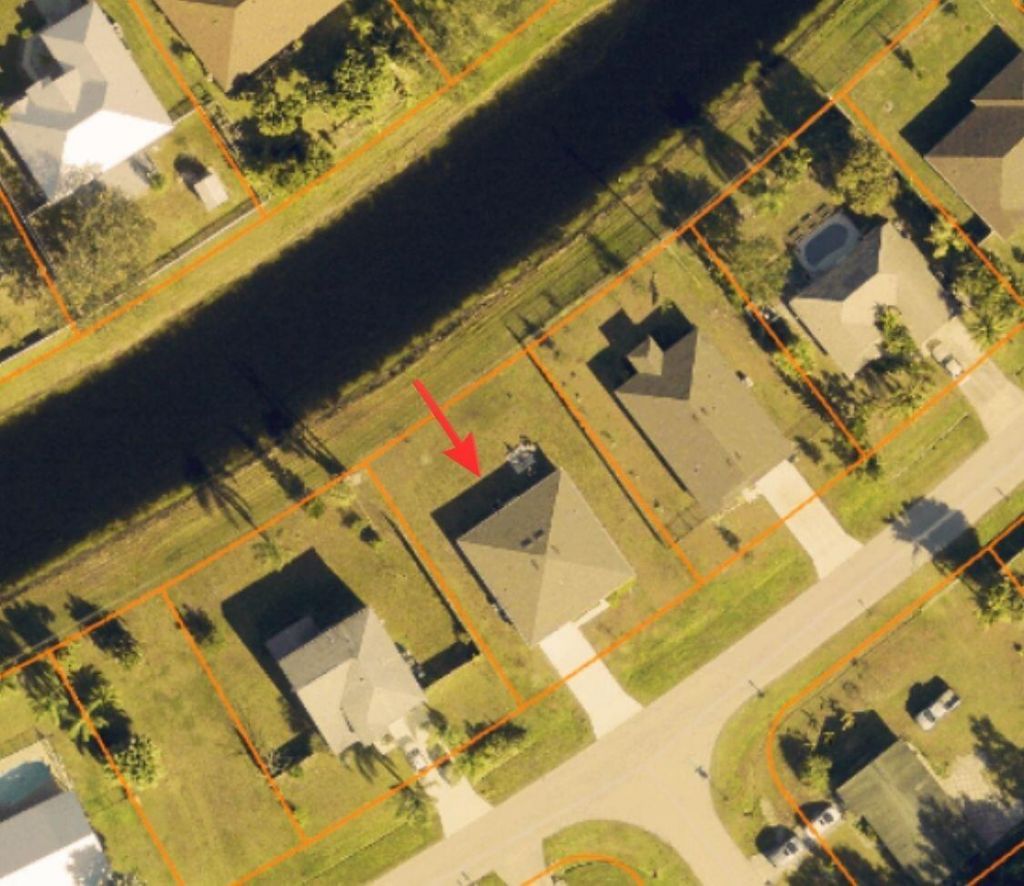 2126 SE North Blackwell Drive, Port Saint Lucie, FL 34952 Photo