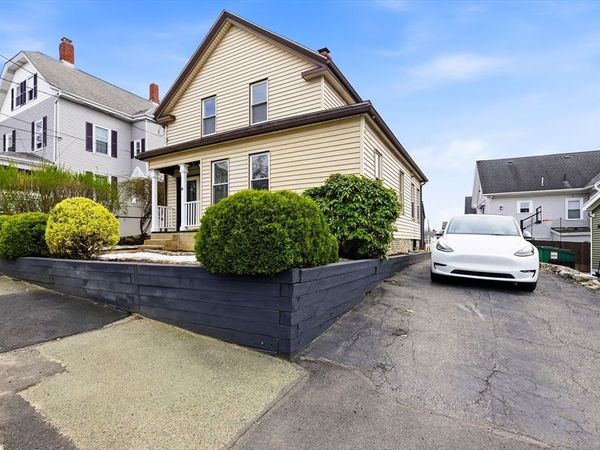 9 Robbins Street, Waltham, MA 02453