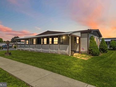 105 PALM CITY PARK, ANNVILLE, PA 17003