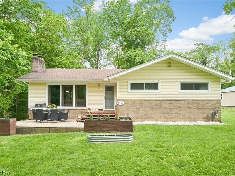 2981 Reservoir Drive, Mogadore, OH 44260 Photo 1