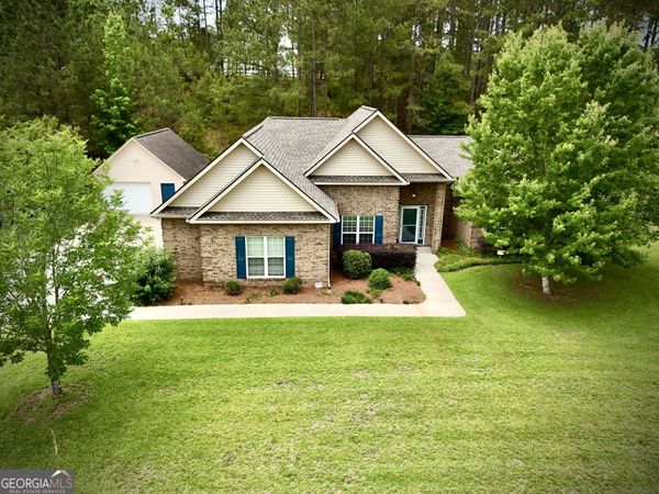 110 Holly Lakes Drive, Dublin, GA 31021