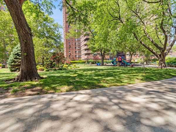 473 Fdr Drive , Unit K1404, New York (Manhattan), NY 10002