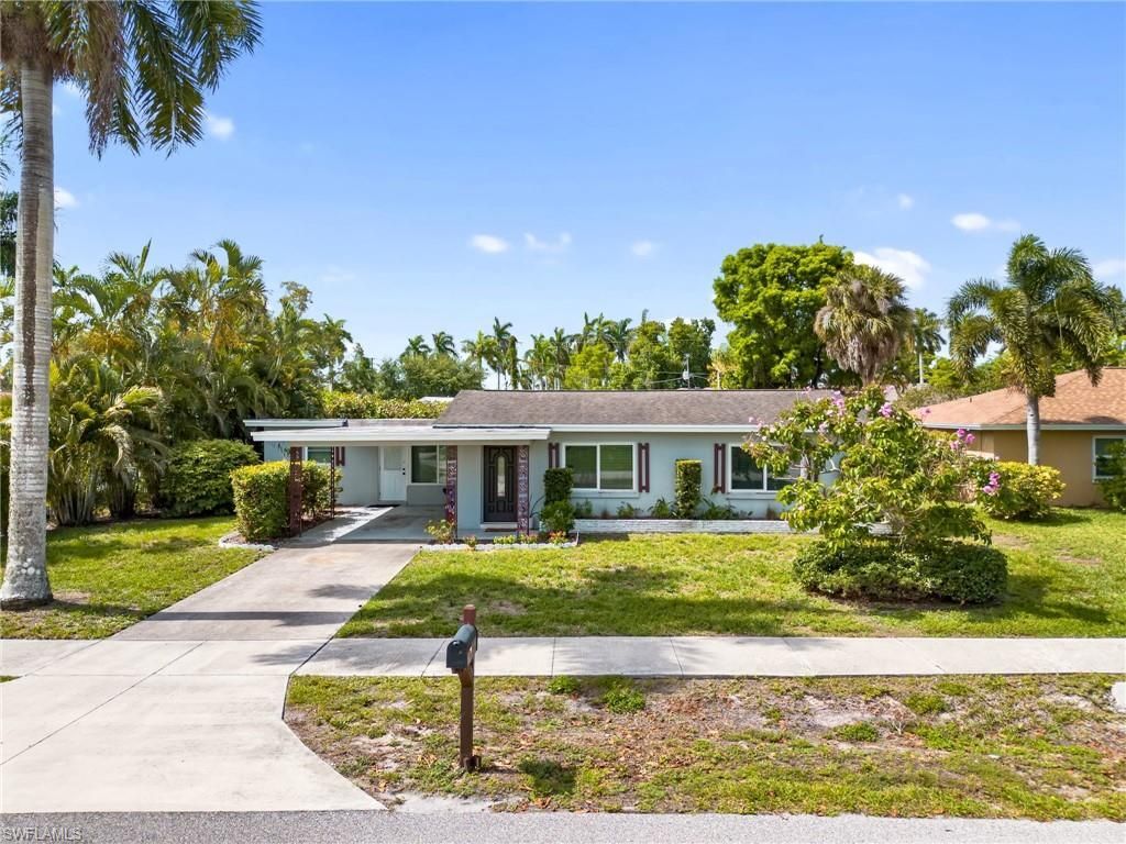 5521 Shaddelee Ln W, Fort Myers, FL 33919 Photo