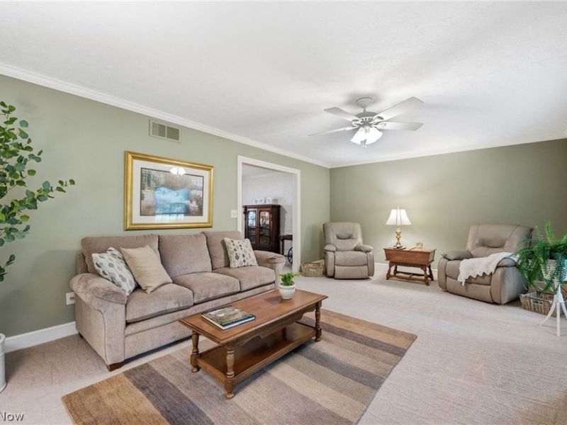 11635 Twin Mills Lane, Chardon, OH 44024 Photo 7
