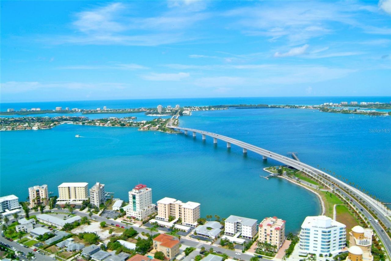 411 Burns Court, Sarasota, FL 34236 Photo
