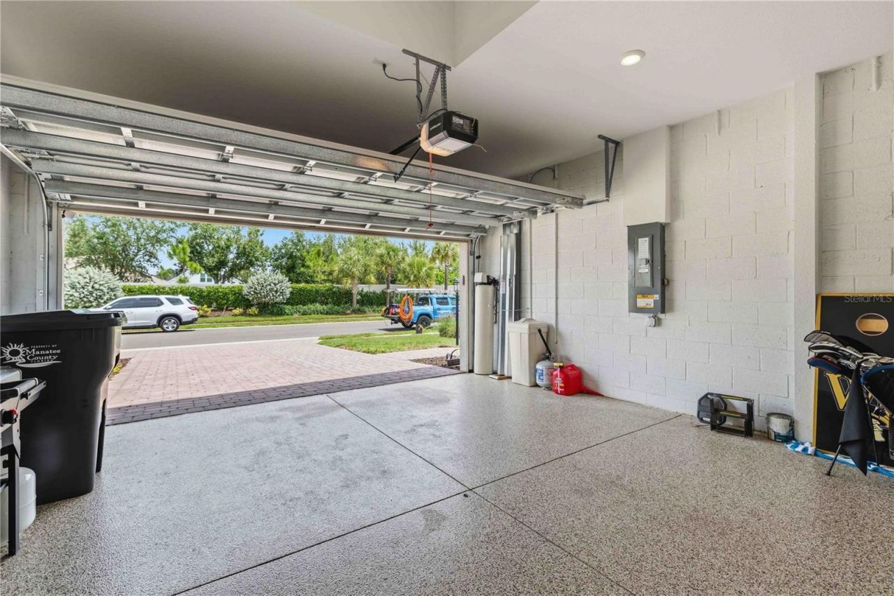 6242 Grandview Hill Court, Bradenton, FL 34203 Photo