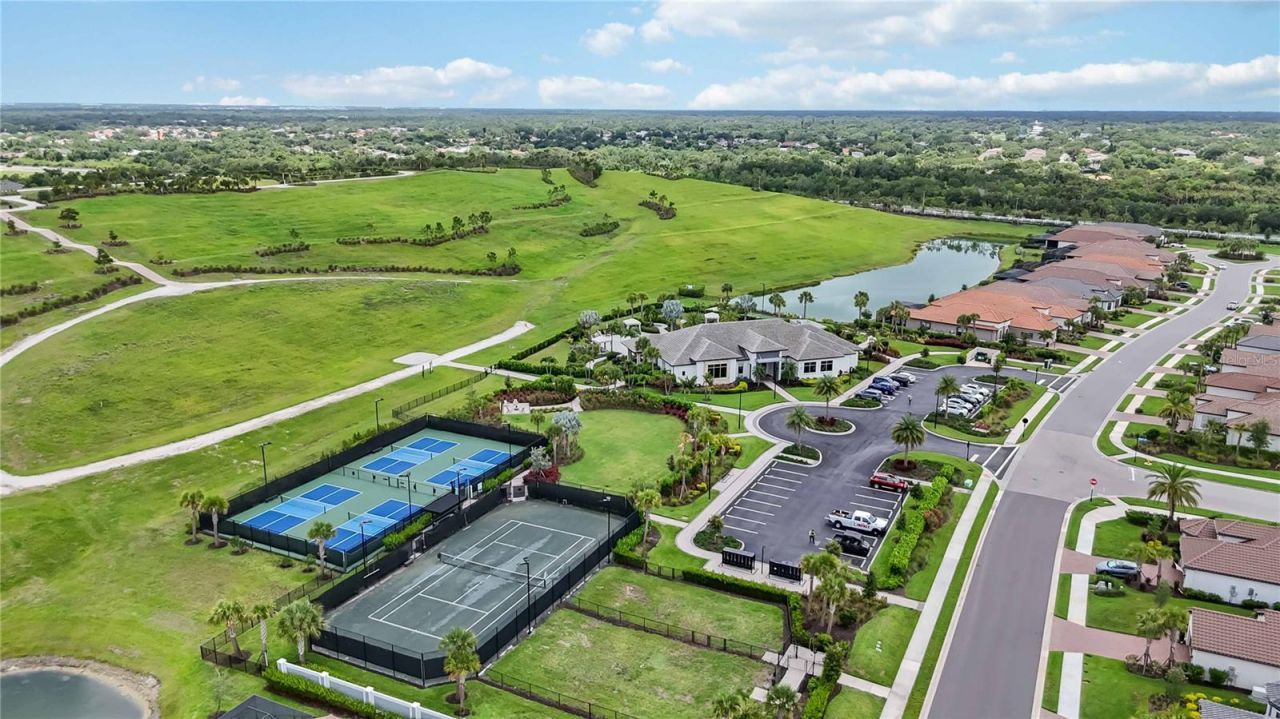 6242 Grandview Hill Court, Bradenton, FL 34203 Photo