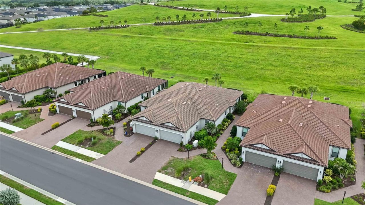 6242 Grandview Hill Court, Bradenton, FL 34203 Photo