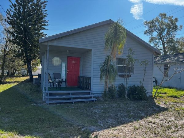 586 N 8TH STREET , EAGLE LAKE, FL 33839