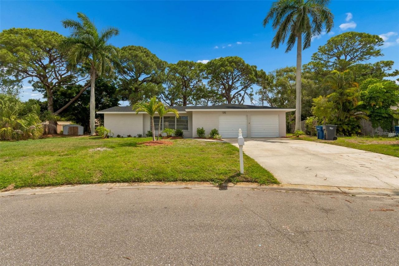 6116 7th Avenue Drive W, Bradenton, FL 34209 Photo
