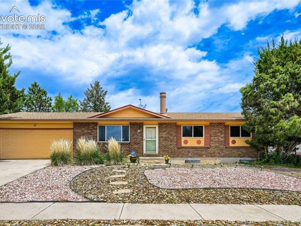 4618 Ridgeglen Road, Colorado Springs, CO 80918