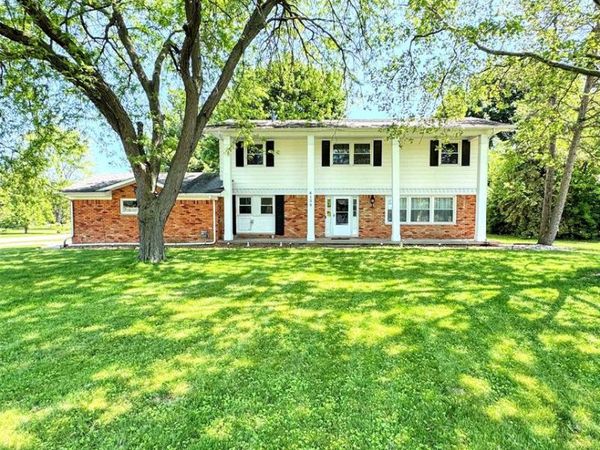 6139 Pebbleshire Circle, Grand Blanc Twp, MI 48439