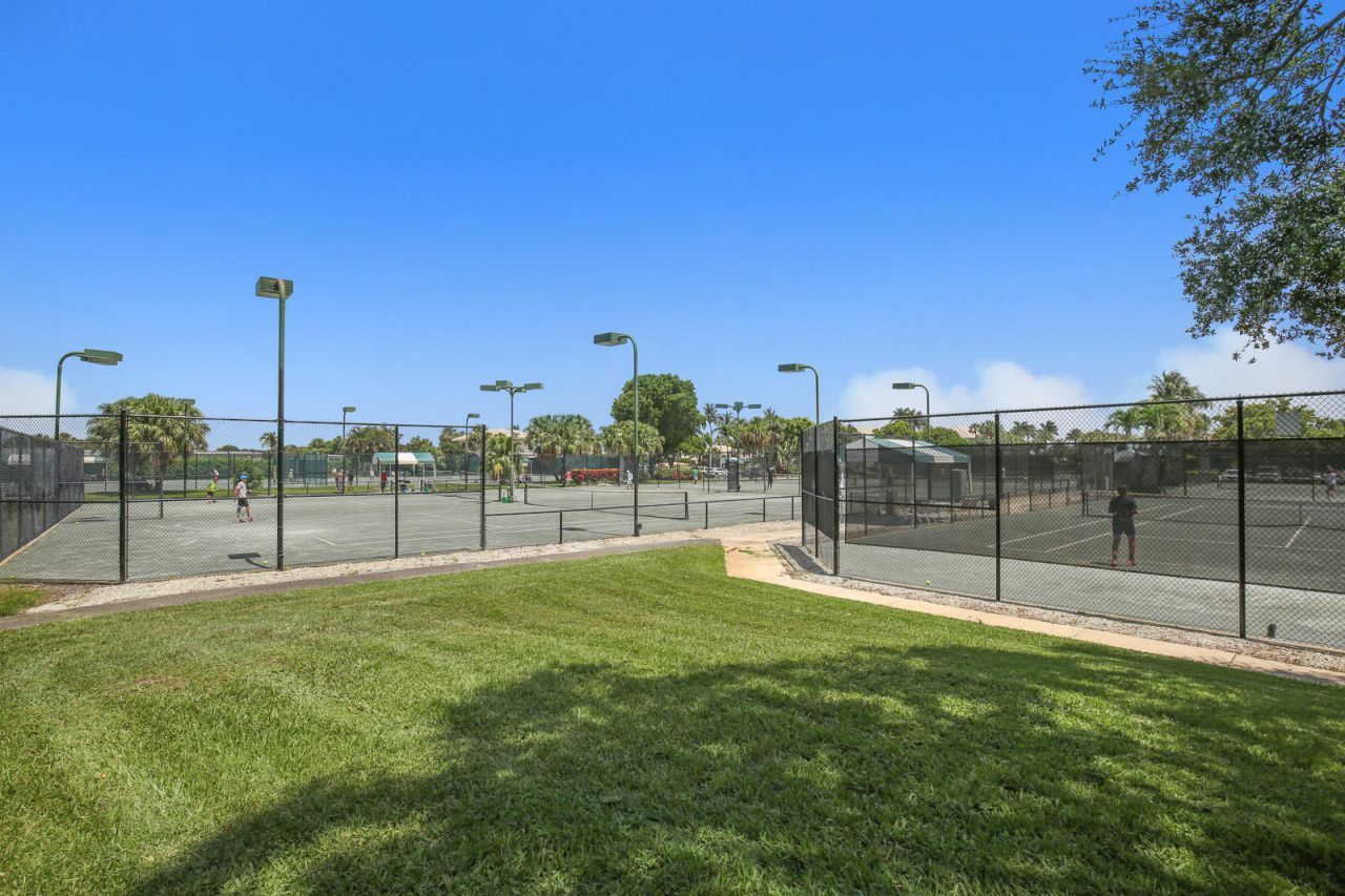 11255 Green Lake Drive, Unit 202, Boynton Beach, FL 33437 Photo