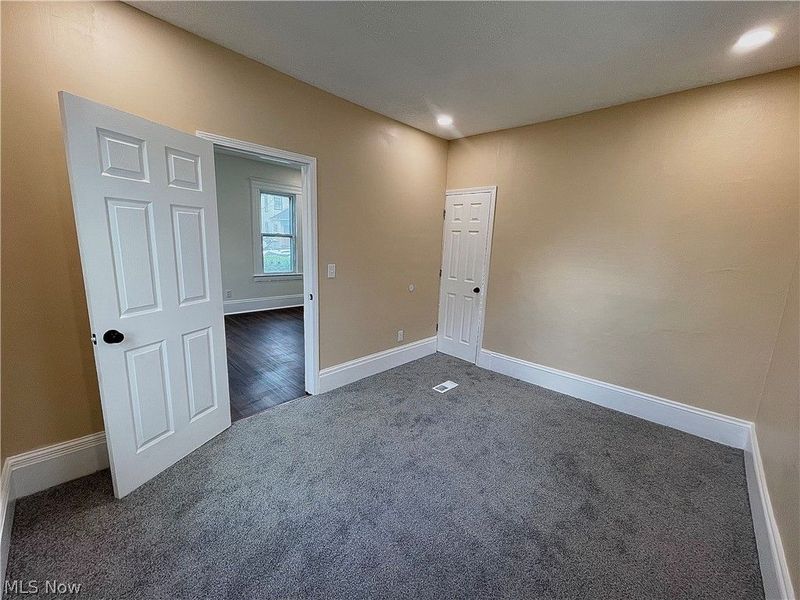 3258 W 38th Street, Cleveland, OH 44109 Photo 19