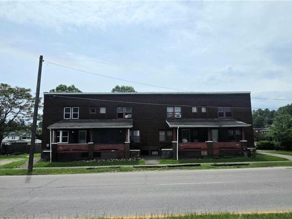 2217 Oakwood Avenue, Youngstown, OH 44509