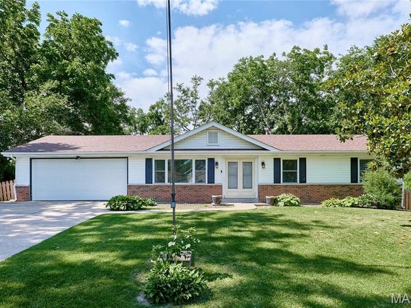 32 Bartley Street, St Charles, MO 63376