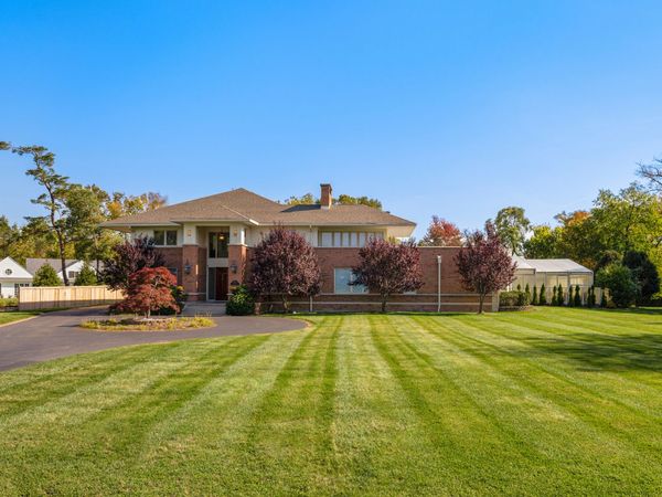 115 Dickens Road , Northfield, IL 60093