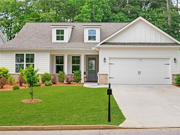 146 Riverwood Pass , Dallas, GA 30157