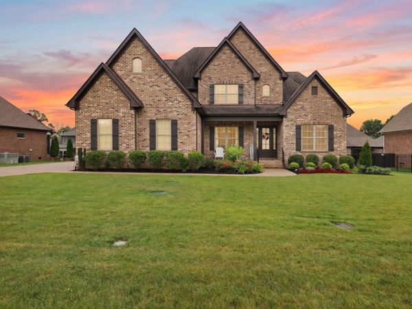 7045 Silver Fox St, Smyrna, TN 37167