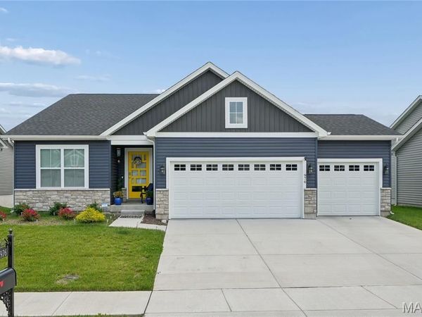 976 Brookfield Chase Court, Florissant, MO 63031