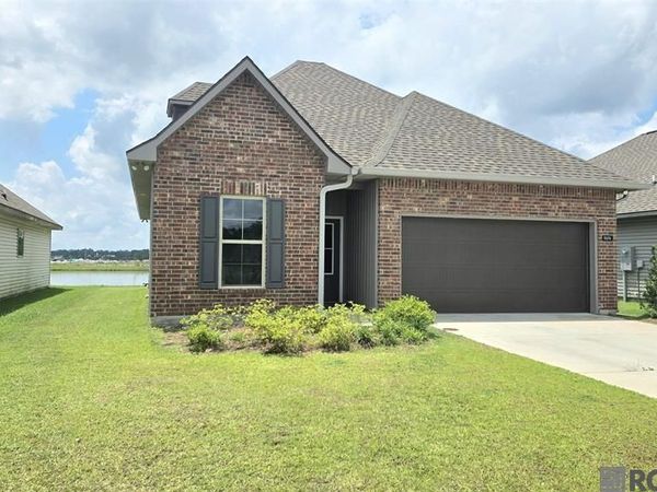 9674 Muncy Ln, Denham Springs, LA 70726