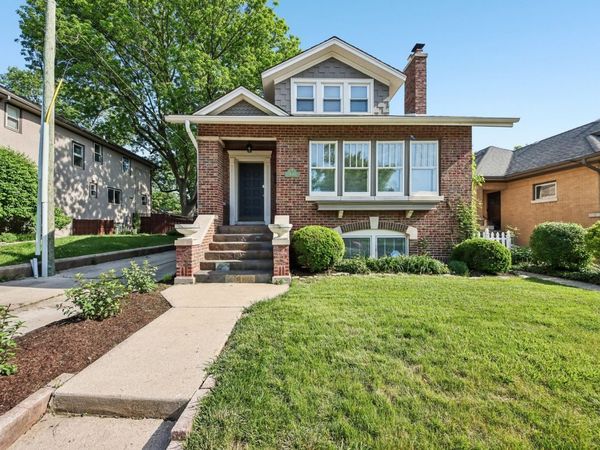 410 Berkshire Street , Oak Park, IL 60302