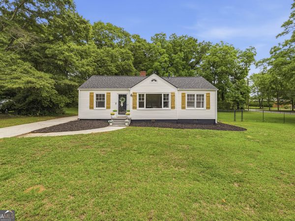 186 S Forest Avenue, Social Circle, GA 30025